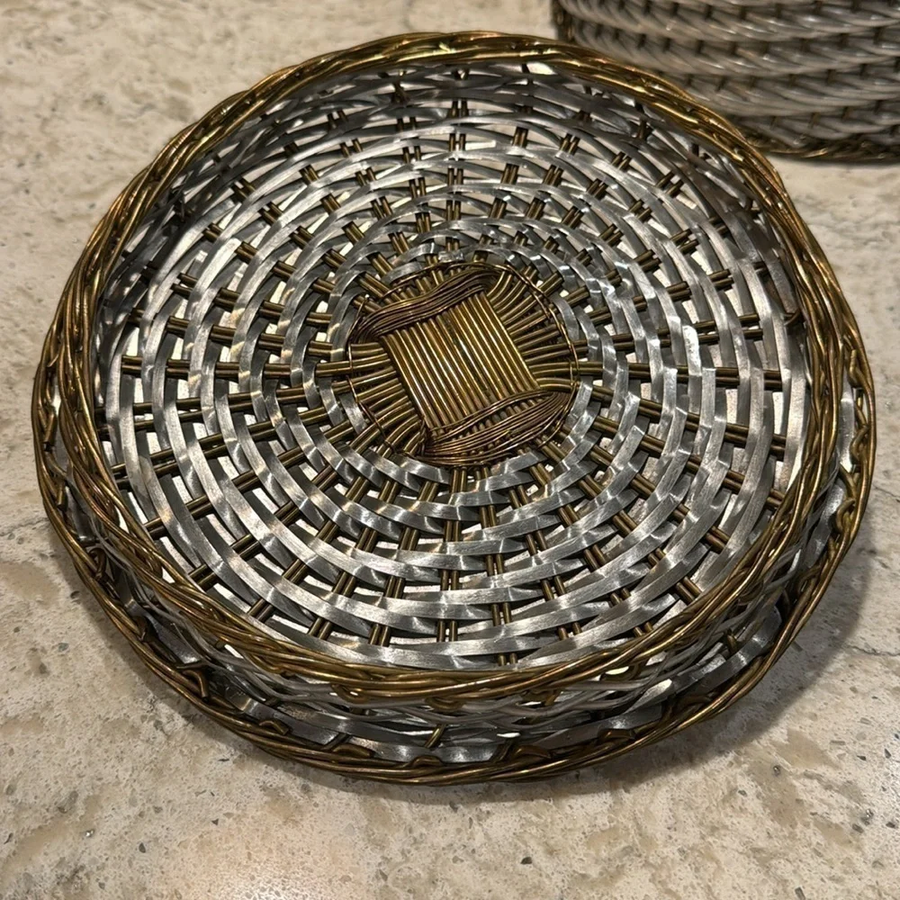 VINTAGE~MCM~INTRICATELY WOVEN~METAL~LIDDED BASKET~SILVER & BRASS TONES~G2MC**